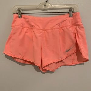 Nike Women’s coral running crew shorts